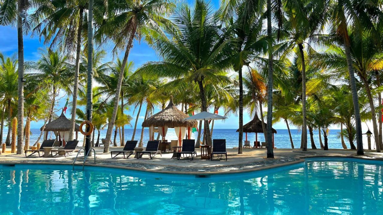 Coco Grove Beach Resort, Siquijor Island Ngoại thất bức ảnh A resort in Boracay