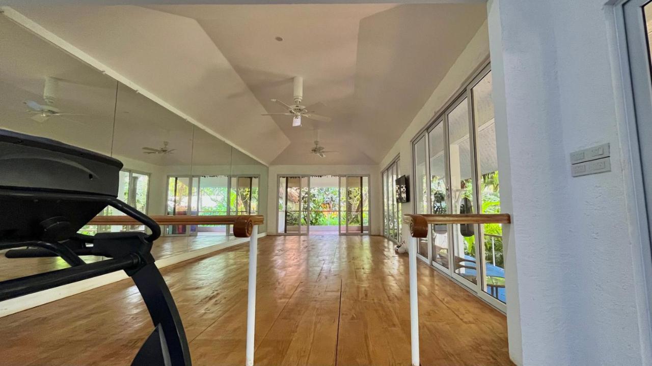 Coco Grove Beach Resort, Siquijor Island Ngoại thất bức ảnh The dance studio at the school