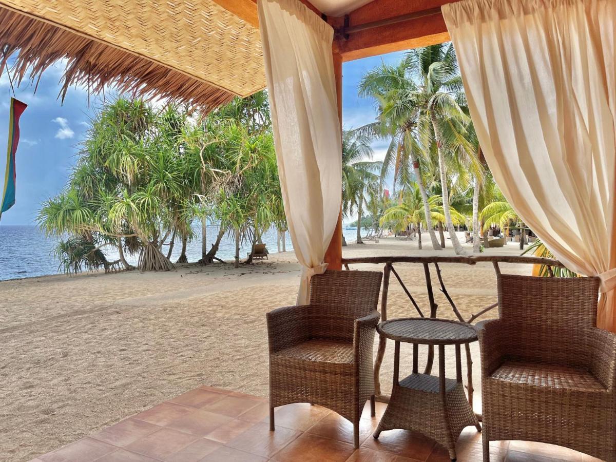 Coco Grove Beach Resort, Siquijor Island Ngoại thất bức ảnh Beachfront at the Shangri-La Resort