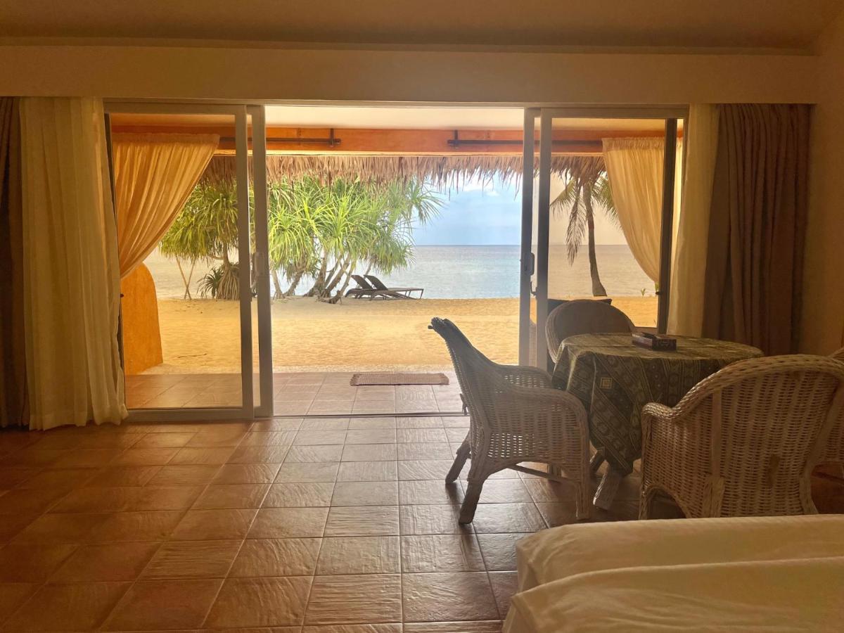 Coco Grove Beach Resort, Siquijor Island Ngoại thất bức ảnh Beach villa interior