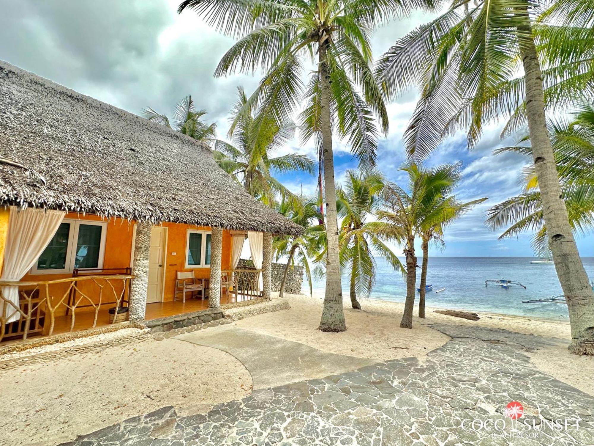 Coco Grove Beach Resort, Siquijor Island Ngoại thất bức ảnh A resort in Sabang