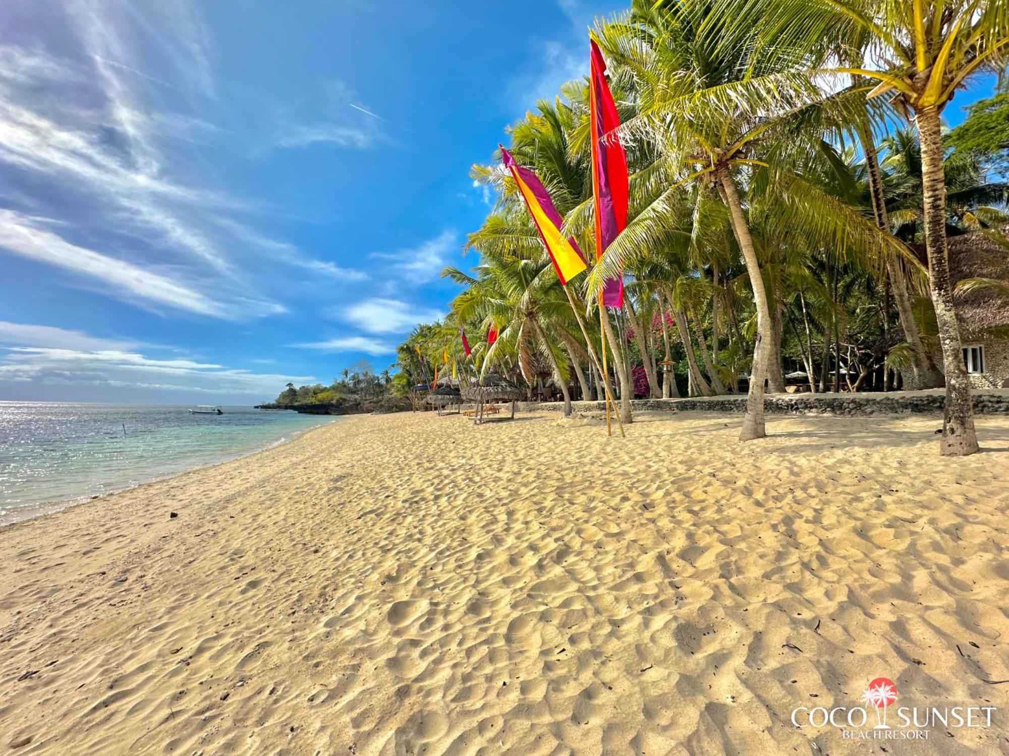Coco Grove Beach Resort, Siquijor Island Ngoại thất bức ảnh Beach at Coco Sunset Resort